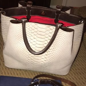 Dooney and Bourke Large Barlow Bag